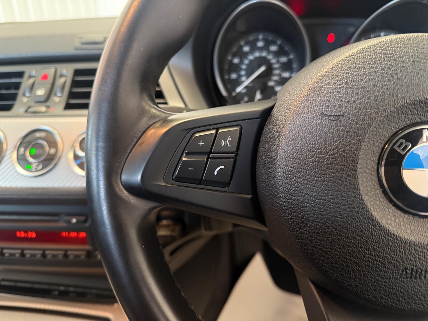 Used BMW Z4 2012 for sale - 75857326: Photo 18