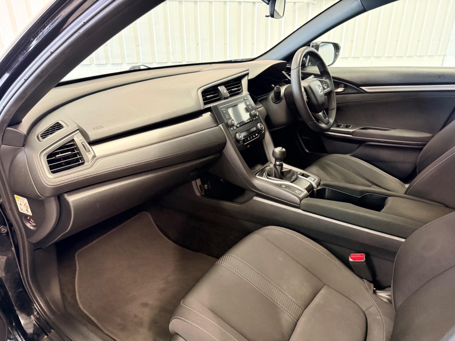 Used Honda Civic 2019 for sale - 77359074: Photo 11