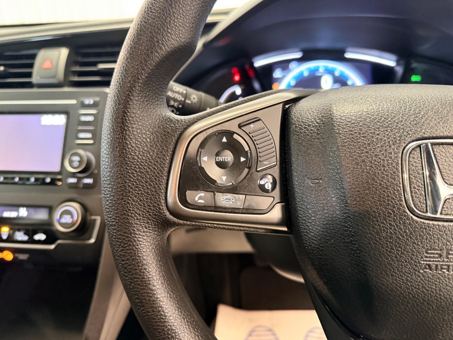 Used Honda Civic 2019 for sale - 77359074: Photo 20