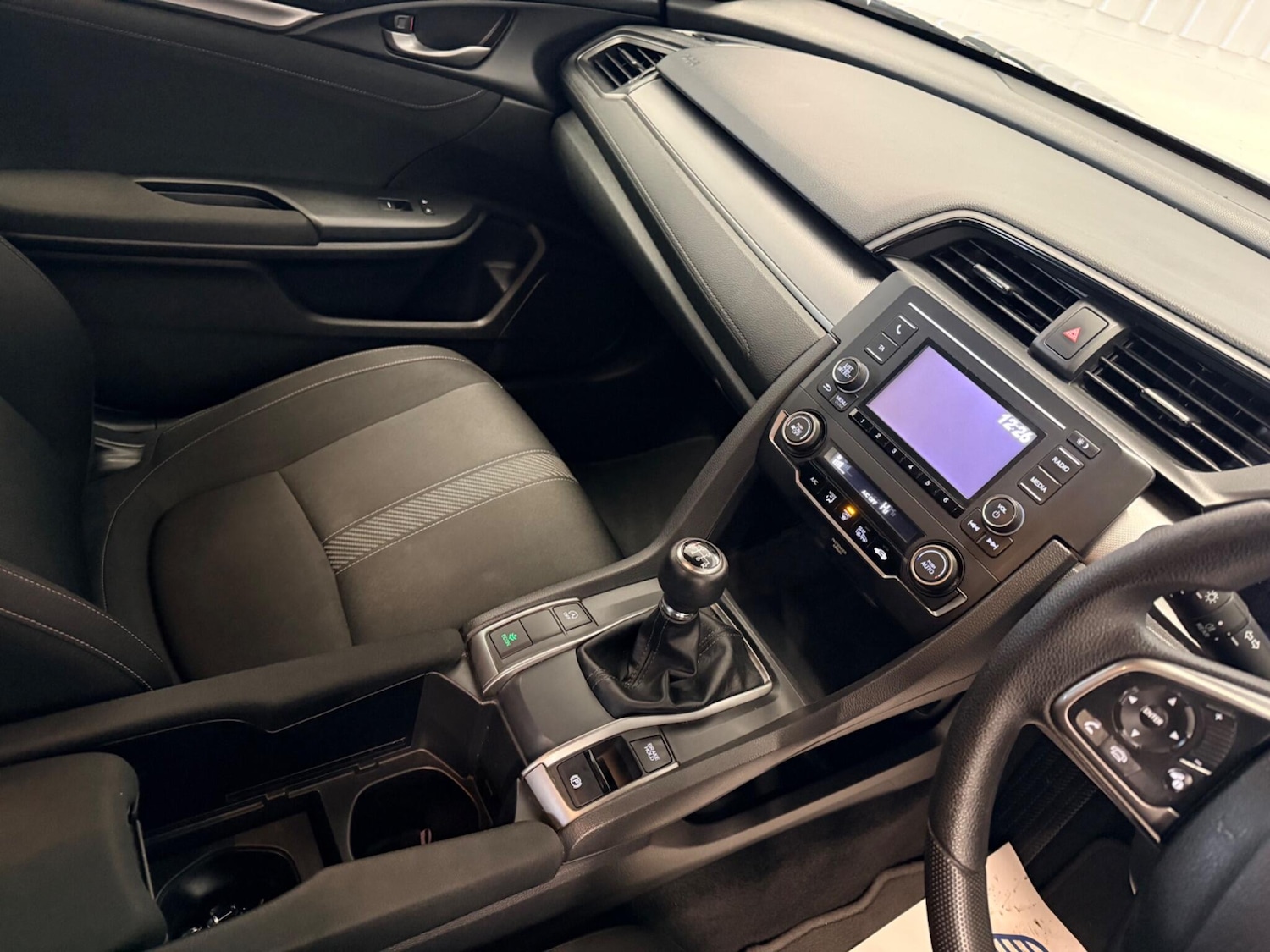 Used Honda Civic 2019 for sale - 77359074: Photo 22