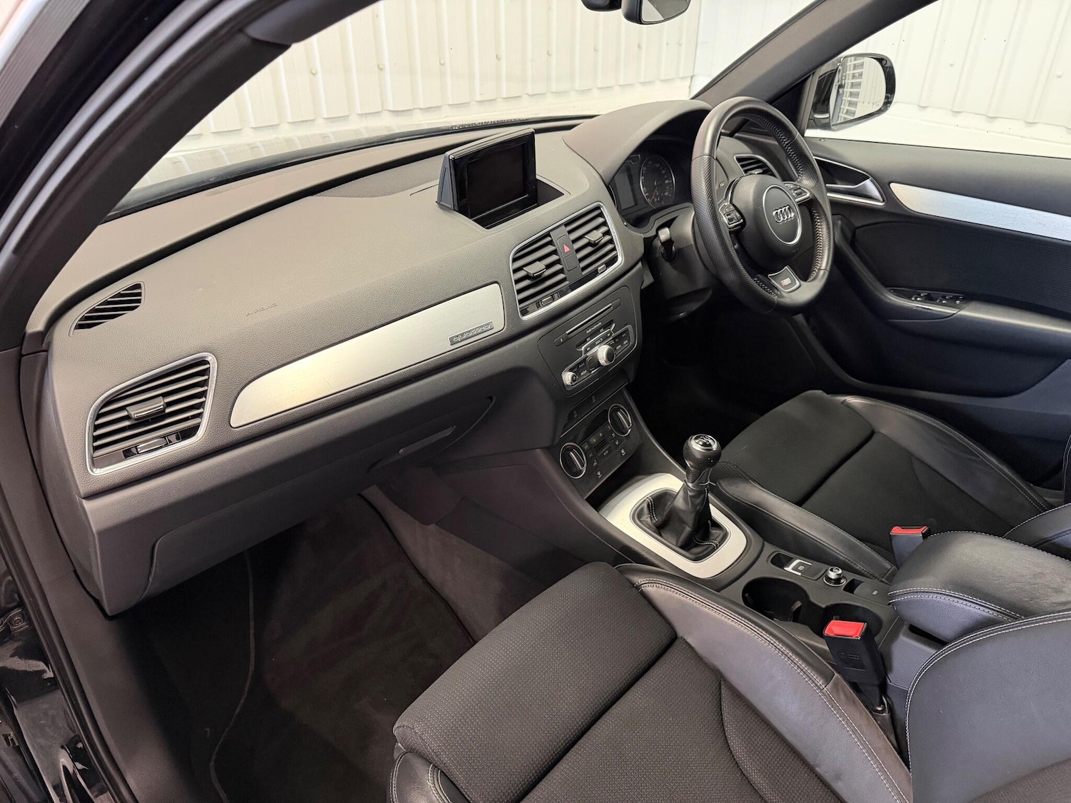 Used Audi Q3 2016 for sale - 76619956: Photo 16