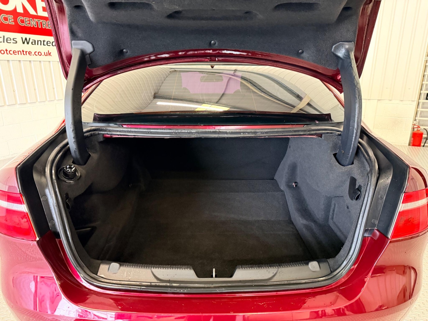 Used Jaguar XE 2015 for sale - 77883398: Photo 13