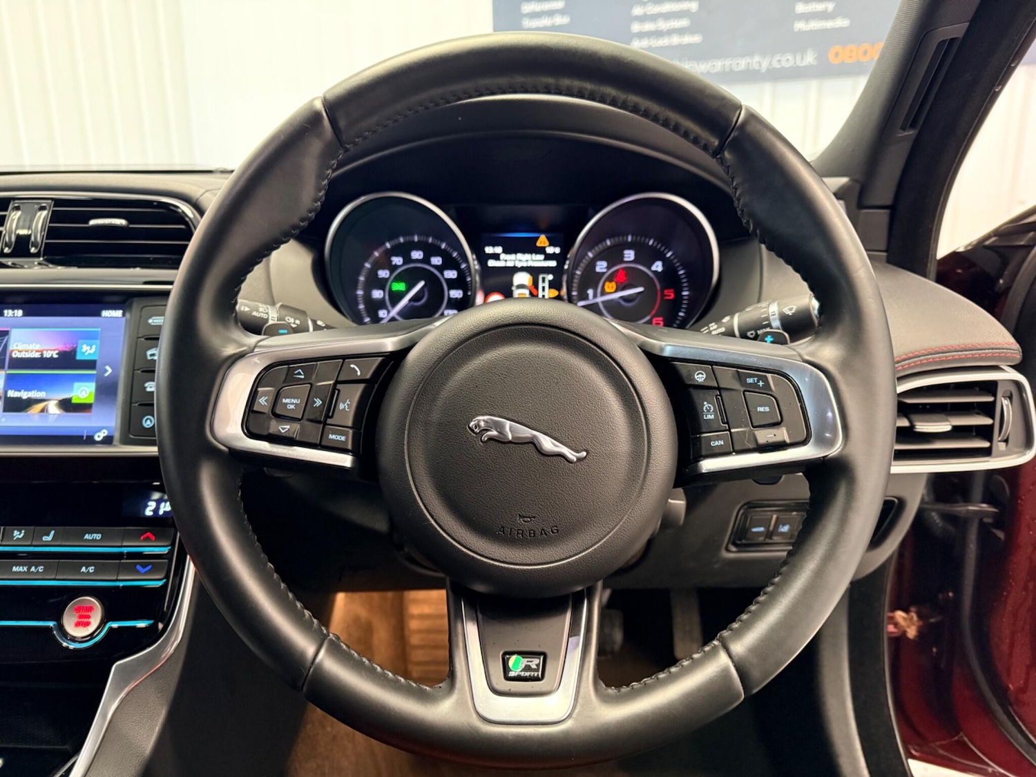 Used Jaguar XE 2015 for sale - 77883398: Photo 21