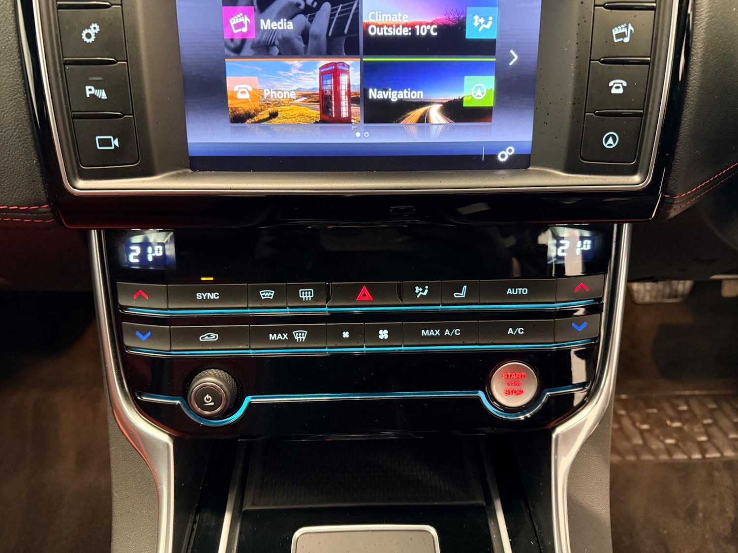 Used Jaguar XE 2015 for sale - 77883398: Photo 26