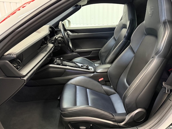 Used Porsche 911 2020 for sale - 76215700: Photo 12