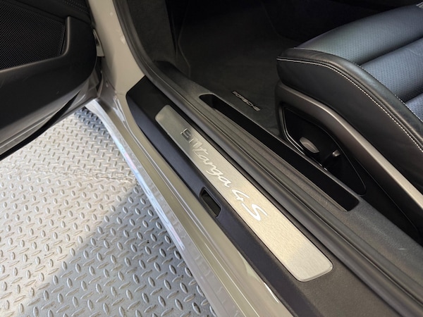 Used Porsche 911 2020 for sale - 76215700: Photo 19
