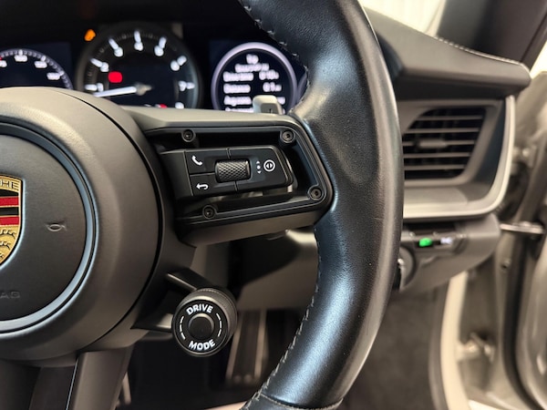 Used Porsche 911 2020 for sale - 76215700: Photo 30