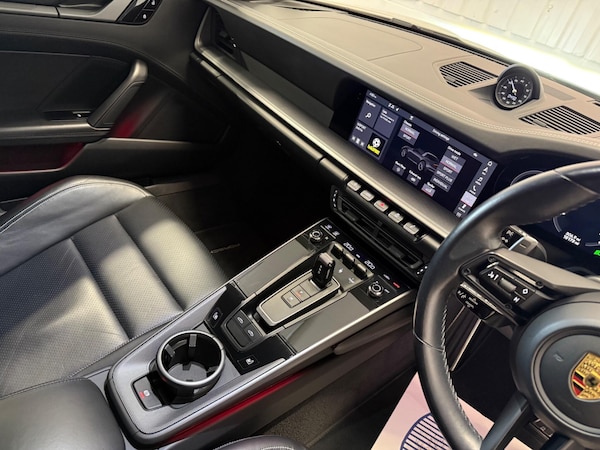 Used Porsche 911 2020 for sale - 76215700: Photo 34