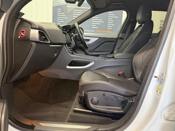 Used Jaguar F-Pace 2016 for sale - 76326720: Photo 15