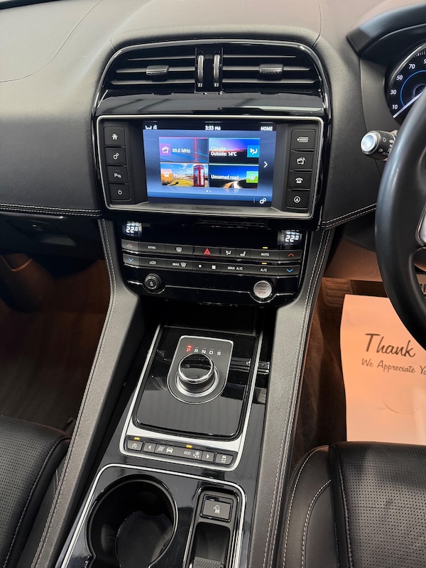 Used Jaguar F-Pace 2016 for sale - 76326720: Photo 25