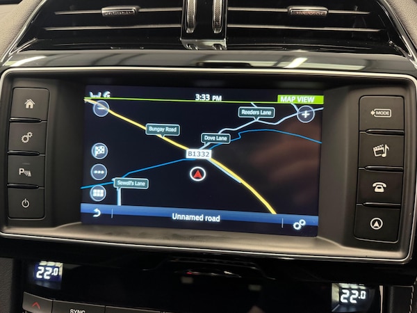 Used Jaguar F-Pace 2016 for sale - 76326720: Photo 27