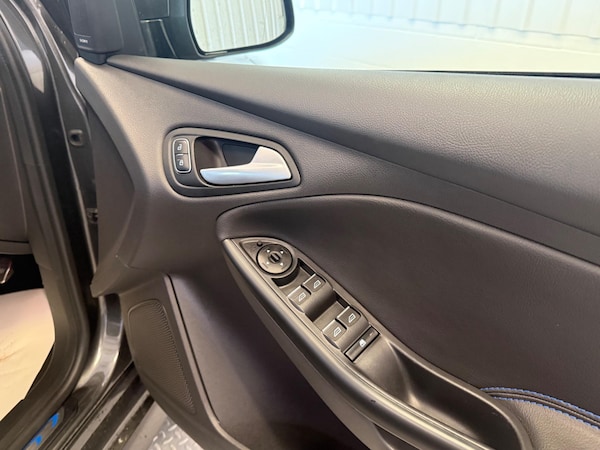 Used Ford Focus 2017 for sale - 75614272: Photo 19