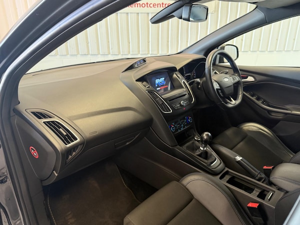 Used Ford Focus 2017 for sale - 75614272: Photo 9