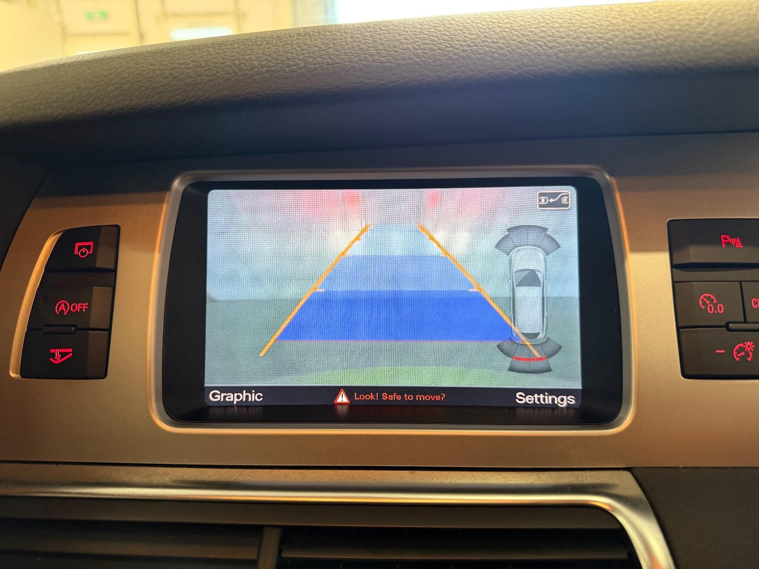 Used Audi Q7 2013 for sale - 76998945: Photo 27