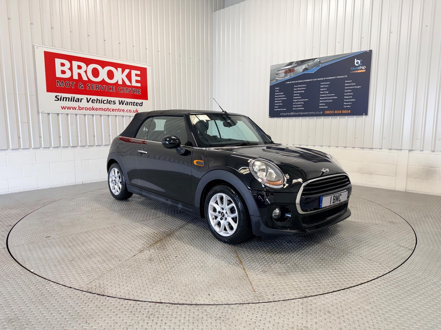 Used MINI Convertible 2017 for sale - 77351382: Photo 1