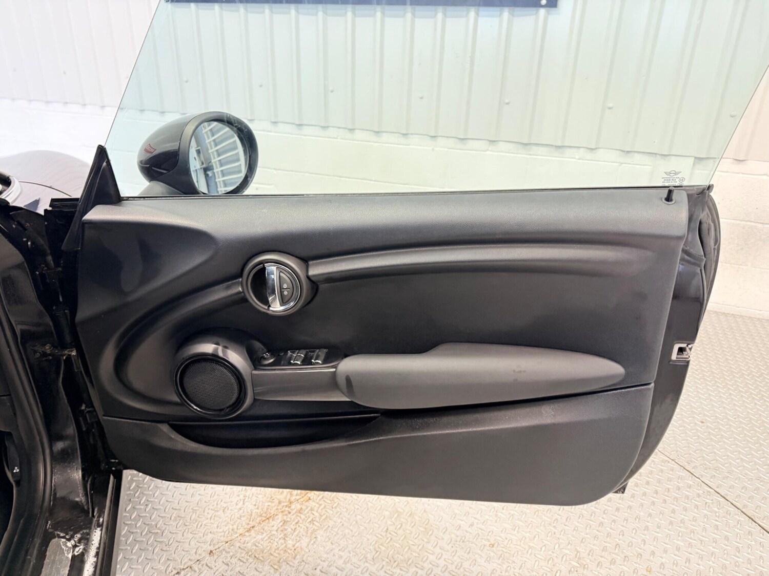 Used MINI Convertible 2017 for sale - 77351382: Photo 13