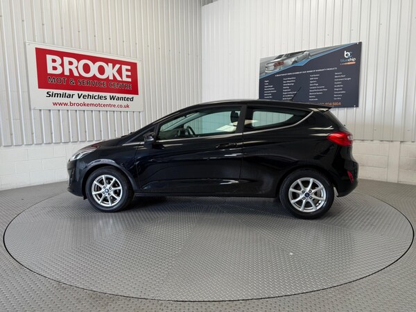 Used Ford Fiesta 2017 for sale - 75060237: Photo 10