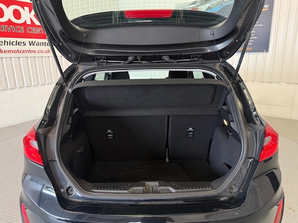 Used Ford Fiesta 2017 for sale - 75060237: Photo 15