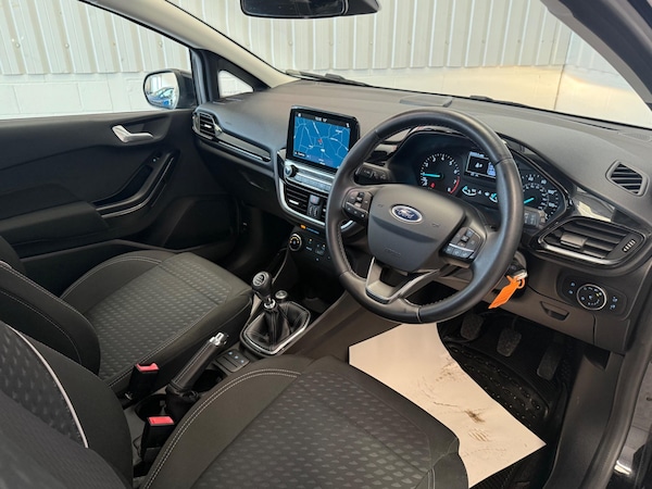 Used Ford Fiesta 2017 for sale - 75060237: Photo 17