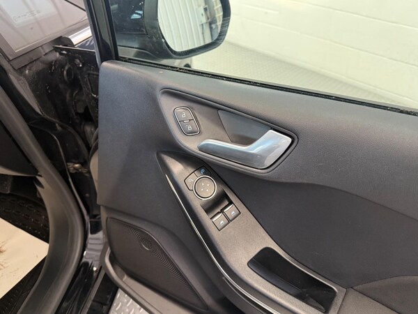 Used Ford Fiesta 2017 for sale - 75060237: Photo 18