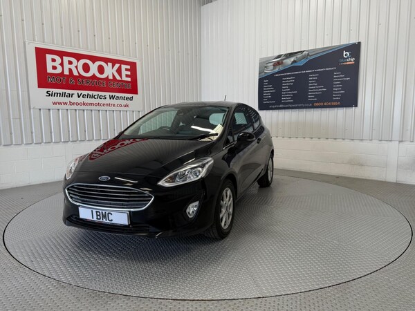 Used Ford Fiesta 2017 for sale - 75060237: Photo 3