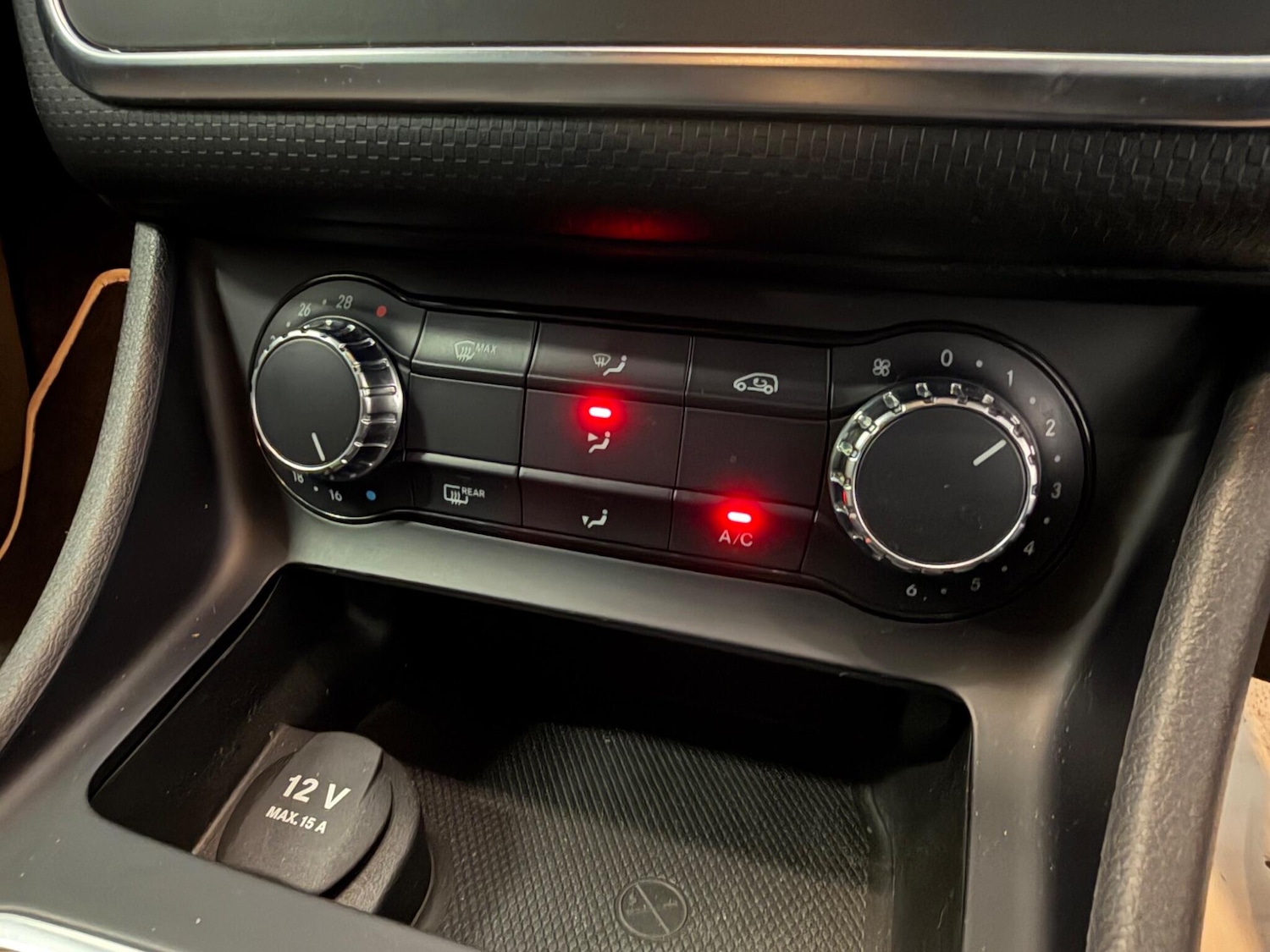 Used Mercedes-Benz A-Class 2013 for sale - 76549761: Photo 27