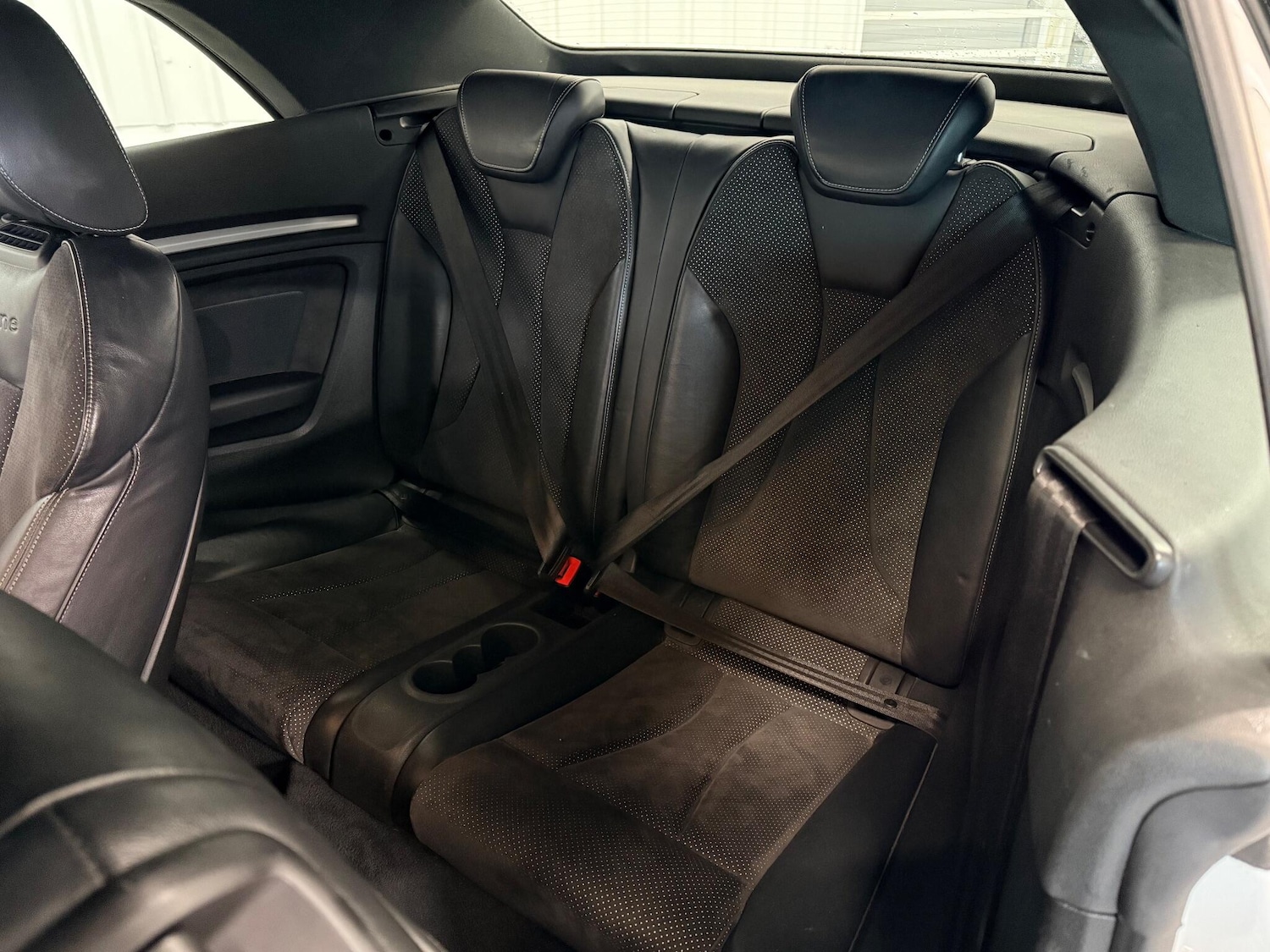 Used Audi A3 Cabriolet 2015 for sale - 76832922: Photo 11