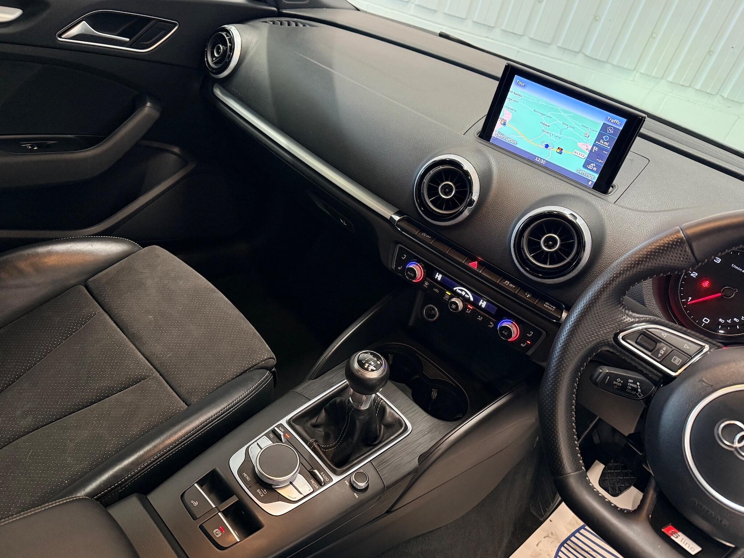 Used Audi A3 Cabriolet 2015 for sale - 76832922: Photo 24