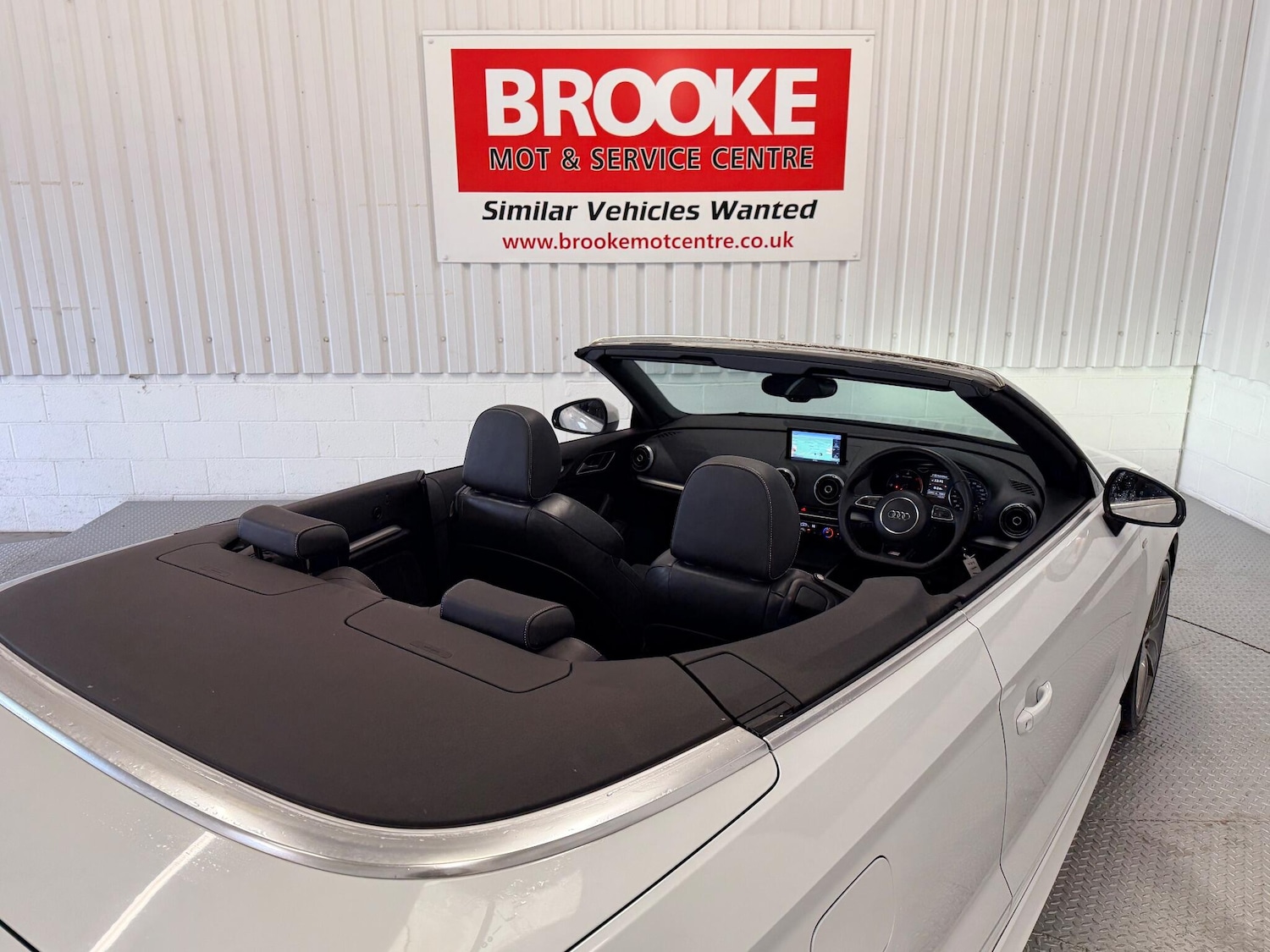 Used Audi A3 Cabriolet 2015 for sale - 76832922: Photo 30