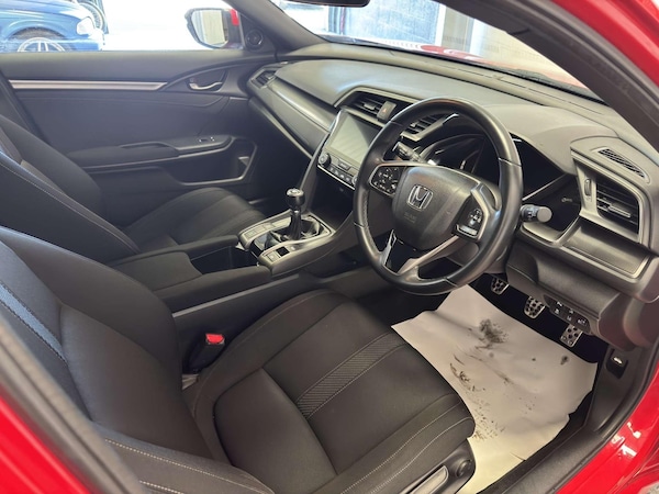 Used Honda Civic 2019 for sale - 74372260: Photo 17