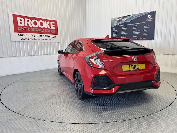 Used Honda Civic 2019 for sale - 74372260: Photo 6
