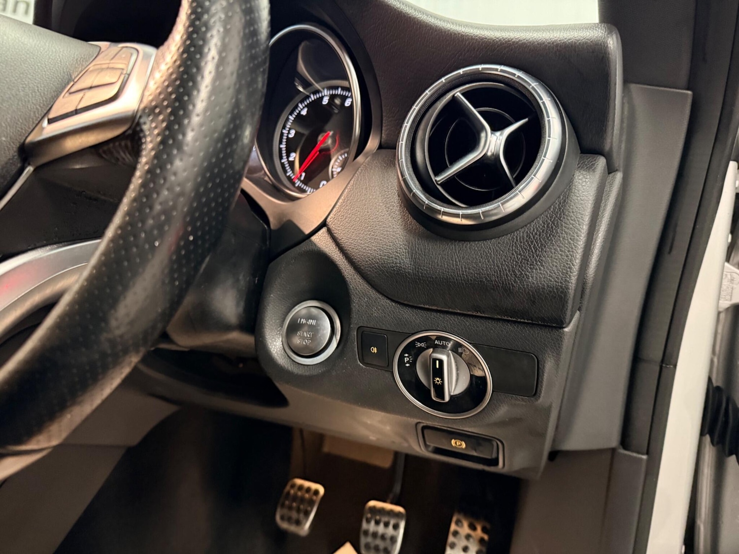 Used Mercedes-Benz CLA 2018 for sale - 77331231: Photo 21