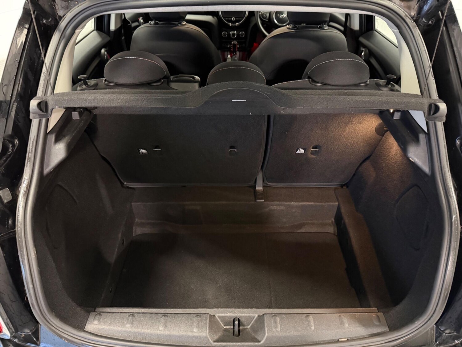 Used MINI Hatch 2019 for sale - 77496047: Photo 11