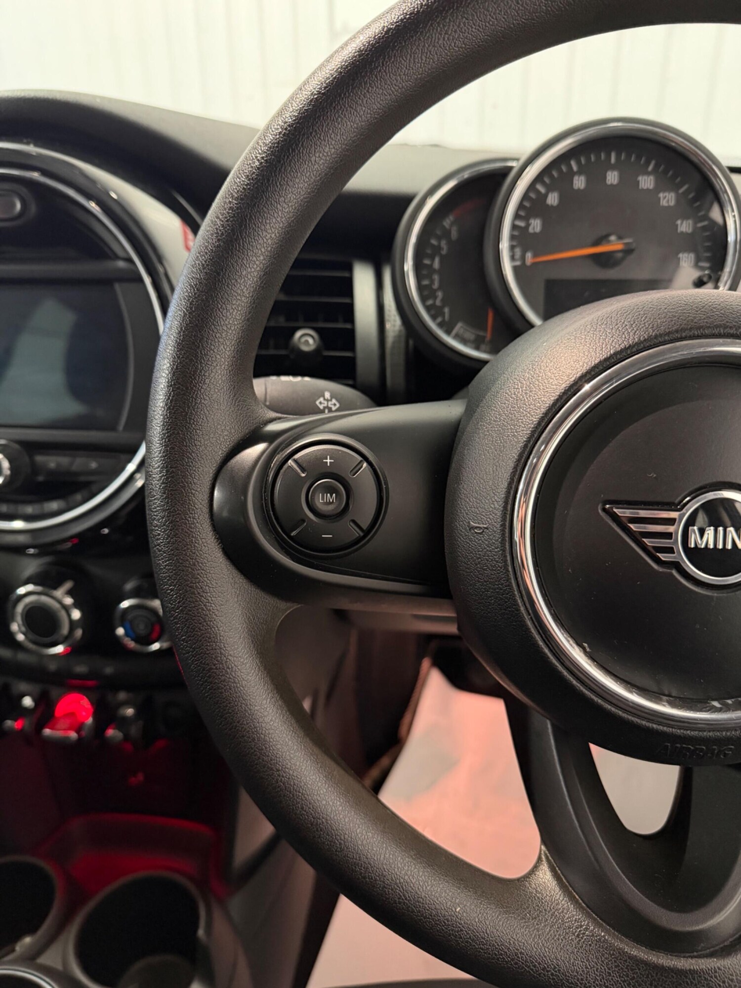 Used MINI Hatch 2019 for sale - 77496047: Photo 19