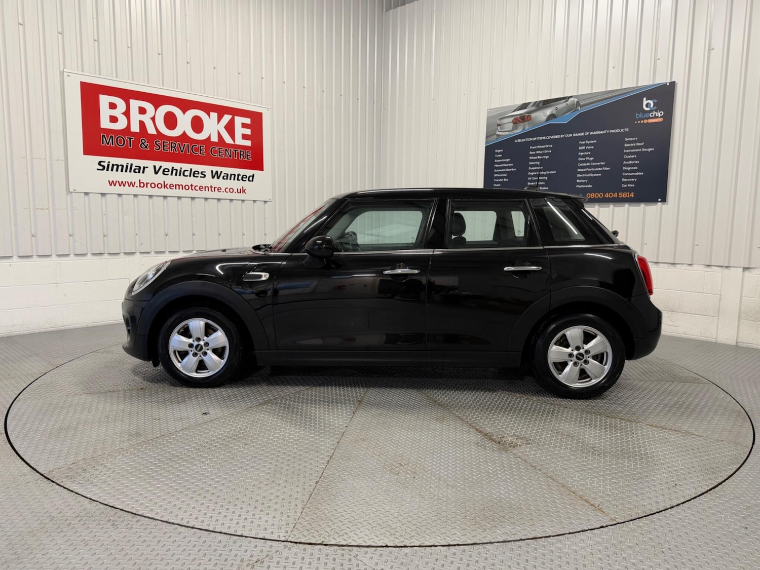 Used MINI Hatch 2019 for sale - 77496047: Photo 7