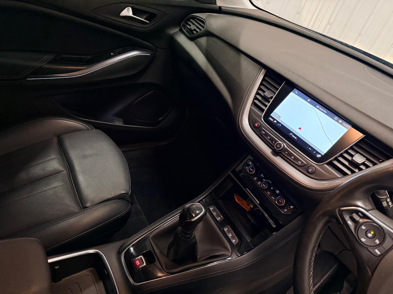 Used Vauxhall Grandland X 2018 for sale - 77358709: Photo 28