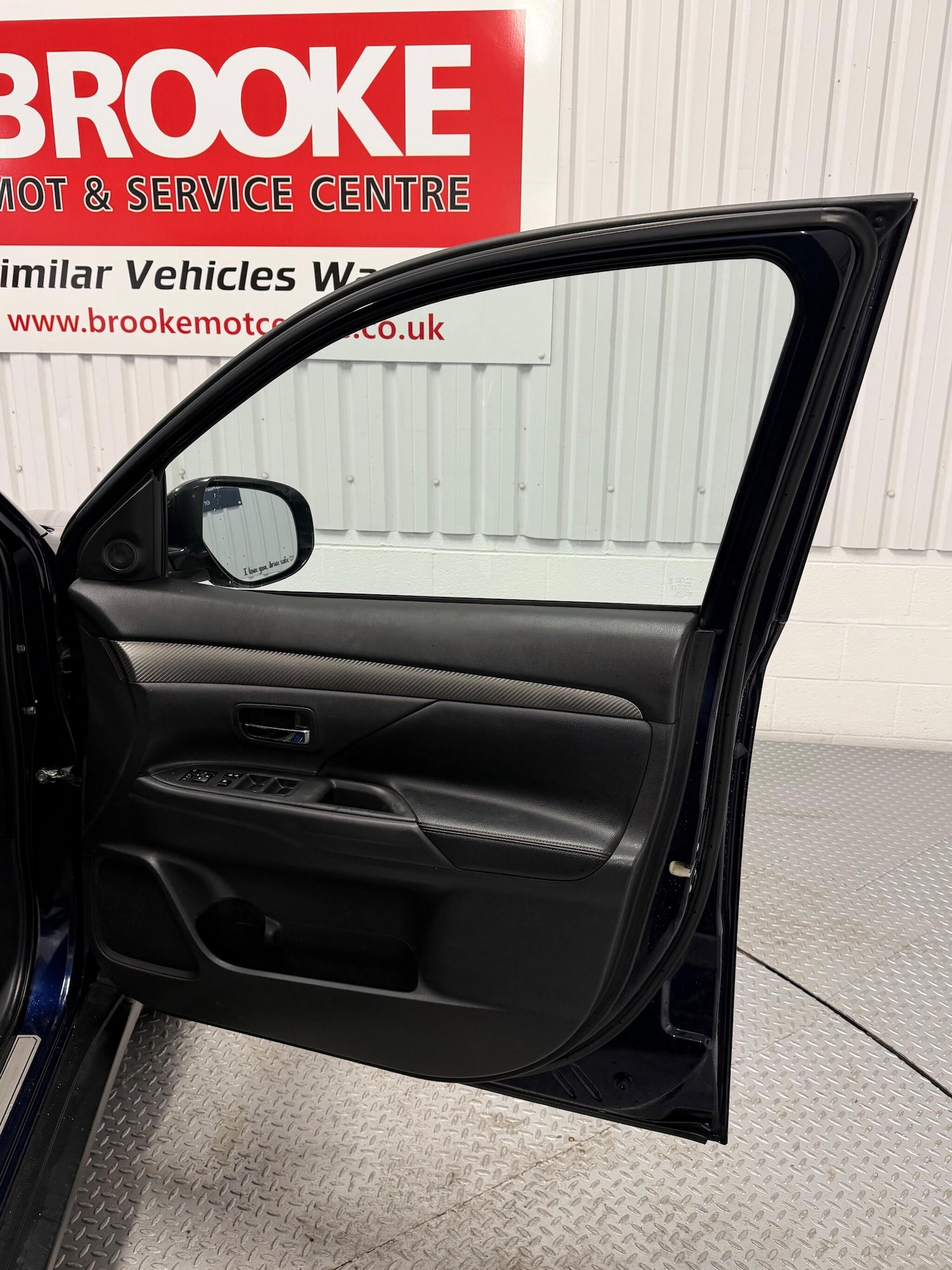 Used Mitsubishi Outlander 2014 for sale - 76926830: Photo 16