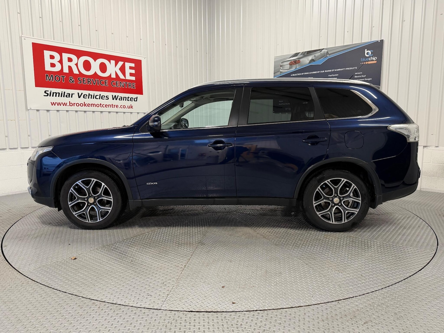 Used Mitsubishi Outlander 2014 for sale - 76926830: Photo 6
