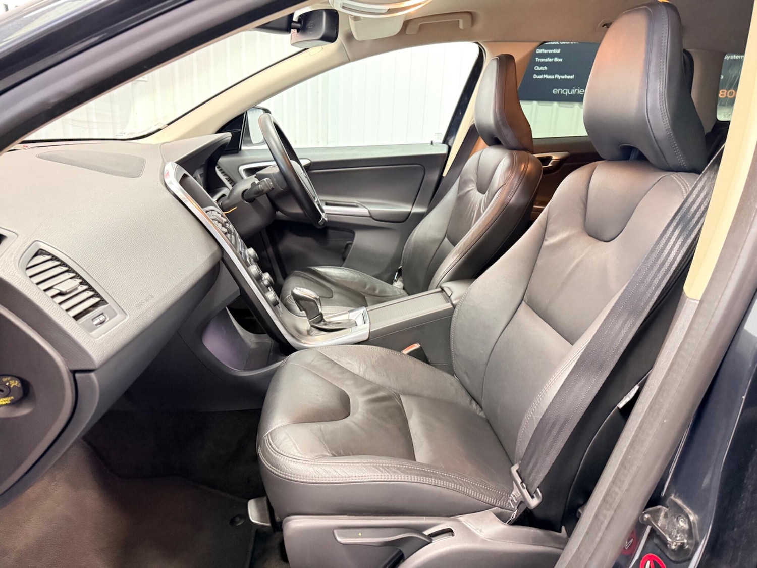 Used Volvo XC60 2012 for sale - 77411711: Photo 10