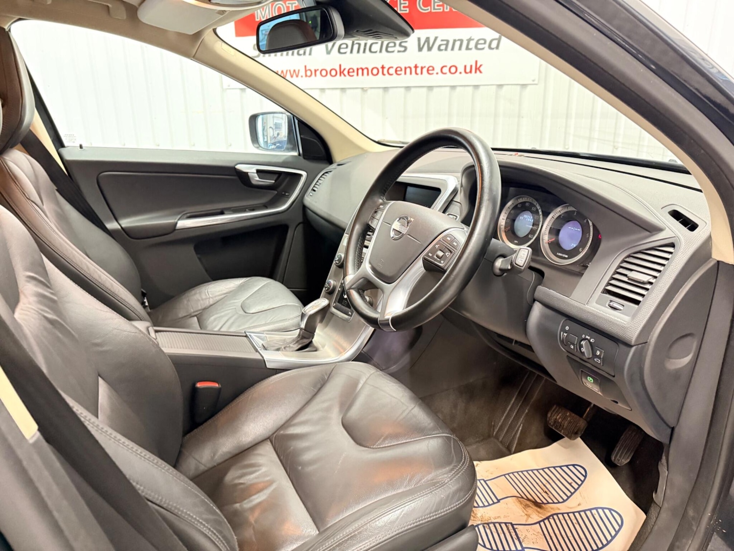 Used Volvo XC60 2012 for sale - 77411711: Photo 21