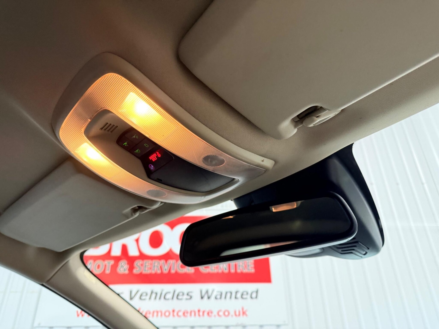 Used Volvo XC60 2012 for sale - 77411711: Photo 28