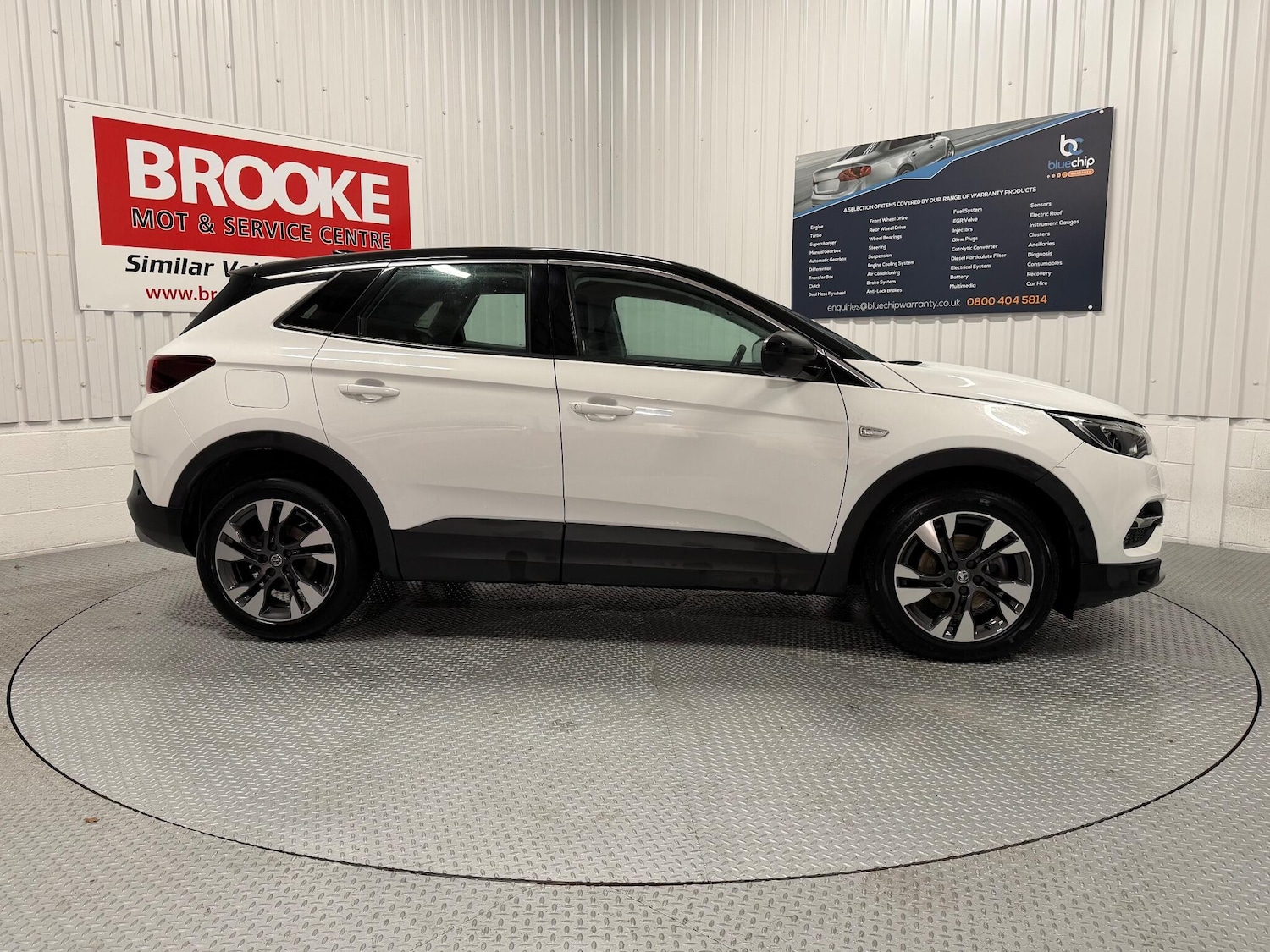 Used Vauxhall Grandland X 2019 for sale - 76562025: Photo 3