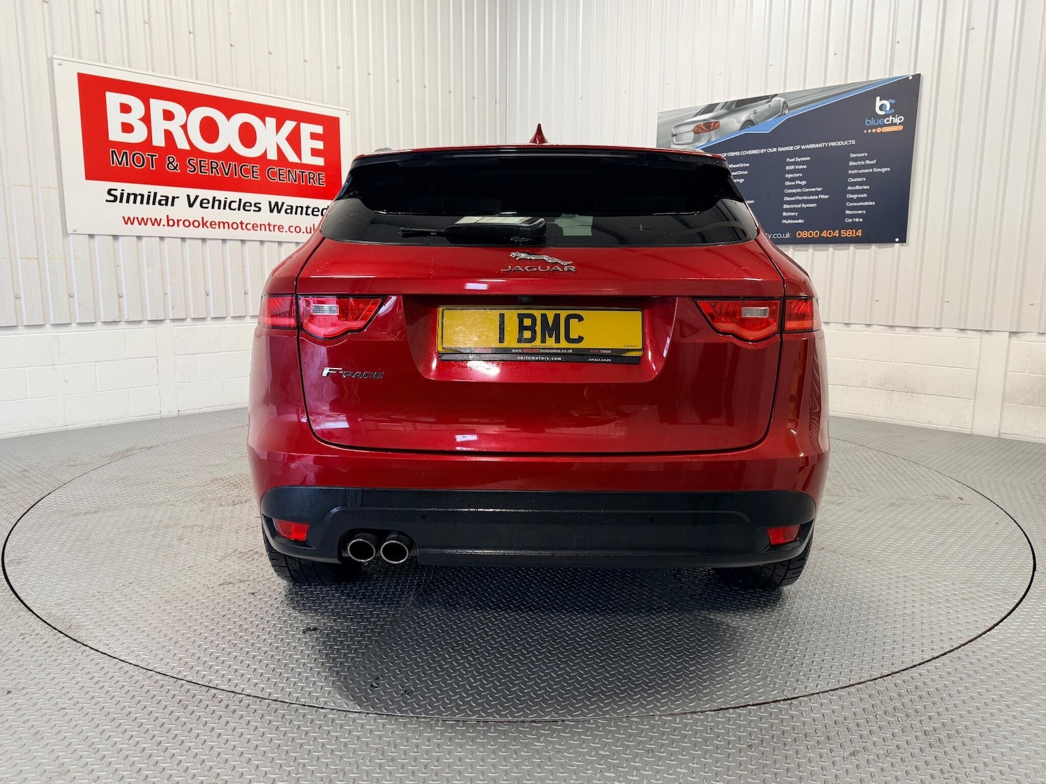 Used Jaguar F-Pace 2017 for sale - 76887119: Photo 9