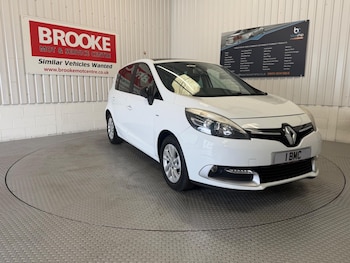 Used Renault Scenic 2015 for sale - 79496859: Photo