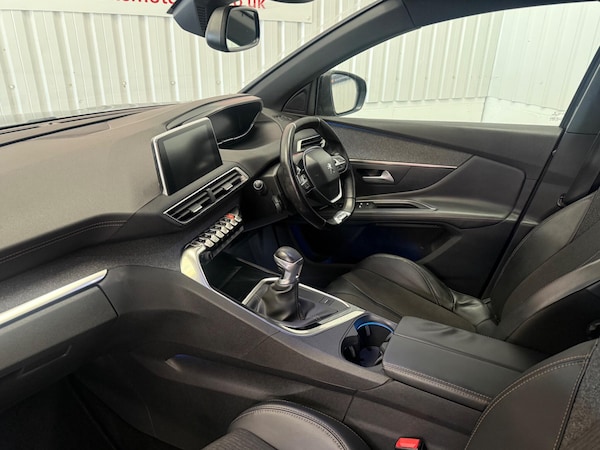 Used Peugeot 3008 2017 for sale - 76228116: Photo 13