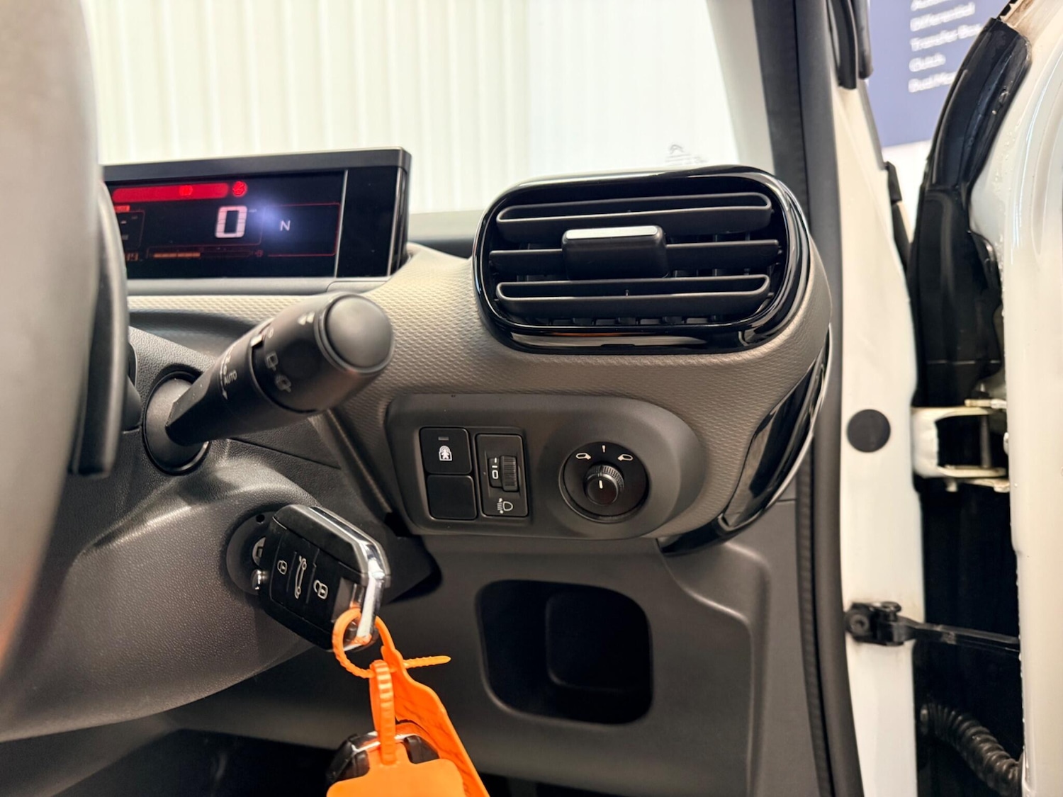 Used Citroen C4 Cactus 2016 for sale - 77645764: Photo 23