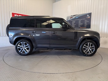 Used Land Rover Defender 2022 for sale - 78461801: Photo