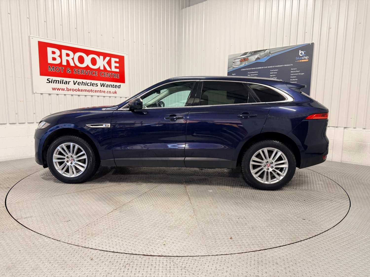 Used Jaguar F-Pace 2016 for sale - 77387773: Photo 10
