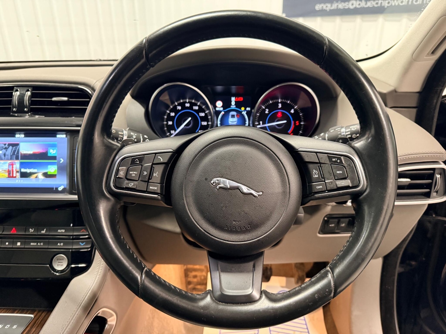 Used Jaguar F-Pace 2016 for sale - 77387773: Photo 21