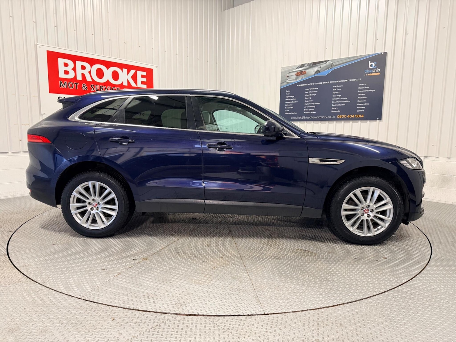 Used Jaguar F-Pace 2016 for sale - 77387773: Photo 6